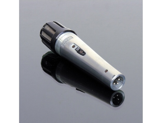 Kit Microphone Fender P-52S - Dynamique Cardioïde, Noir, Avec Pince Et Câble