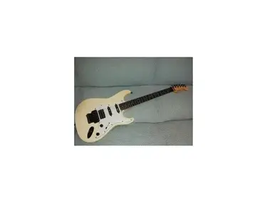 Fender Stratocaster John Norum Signature Japan Str-750