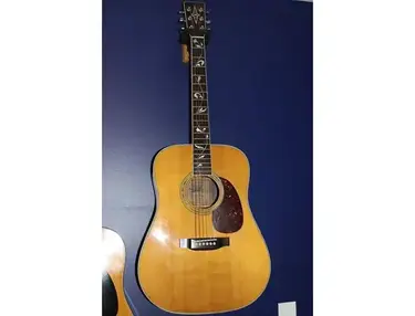 Alvarez 5056 (Tree of Life)