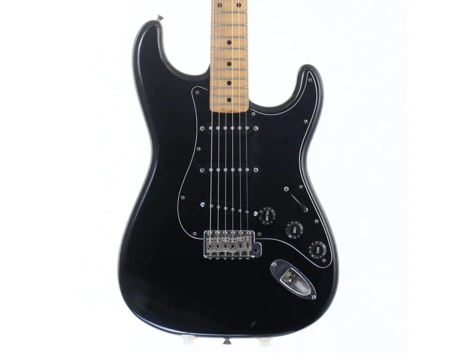Squier Silver Series Stratocaster (1990-1996) - What To Know Squier Silver Series Stratocaster (1990-1996) - What To Know