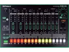 Roland AIRA TR-8