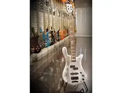 Warwick Custom Shop Masterbuilt Streamer Stage