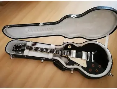 Left Handed 2009 Gibson Les Paul Standard