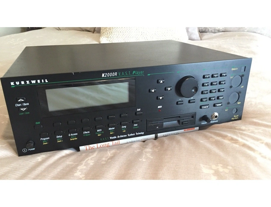 鍵盤楽器 kurzweil k2000r Kurzweil K2000R (MT Feb 93)