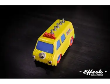 Effesk The Effesk Bus