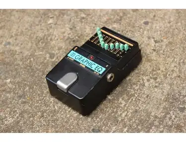 Pearl PE-10 Parametric EQ - What To Know & Where To Buy | Equipboard