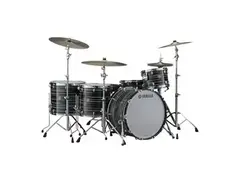 Yamaha Club Custom in Black Swirl