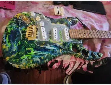 Carvin Bolt T left handed guitar