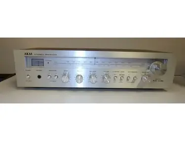 Akai AA-1125 Stereo Receiver