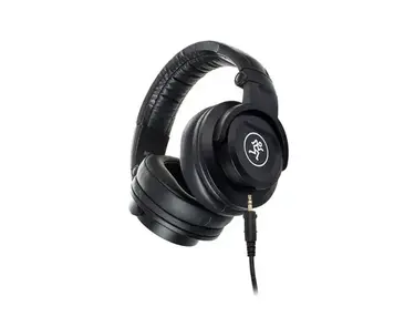 Mackie MC-250