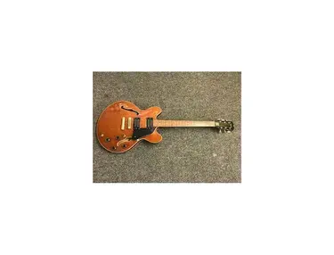 Hondo Deluxe Series 935 Electric Guitar
