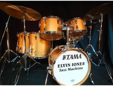 Tama Crestar Drum Set