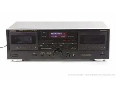 TEAC W-700R