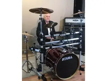 Tama Ali Score's drums