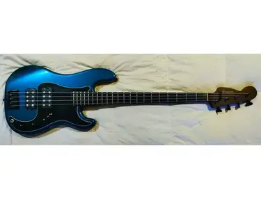 Warmoth (USA) Custom P-Bass.