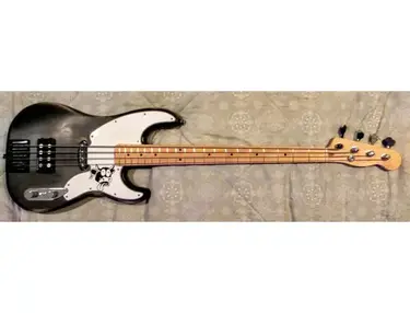 Fender Telecaster Bass "Bones".
