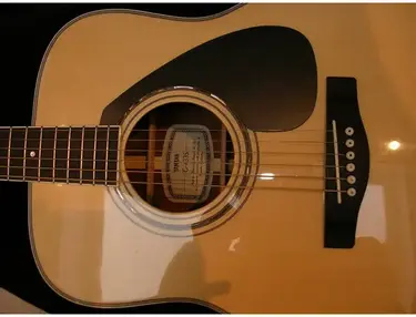 Yamaha FG-433S