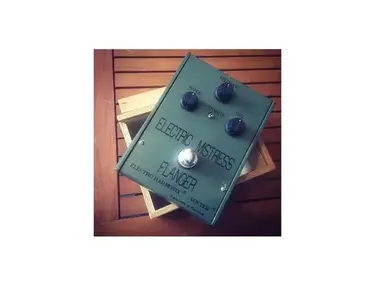 Electro-Harmonix Sovtek Electric Mistress