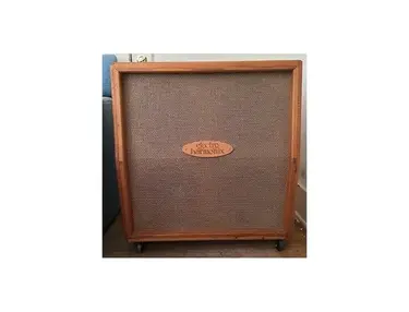 Electro-Harmonix Sovtek 4x12 Cabinet (Wood)