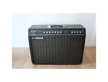 Yamaha Hundred B212