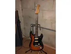 Fender "Ladyleusa" Stratocaster