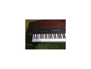 Yamaha Clavinova P-500