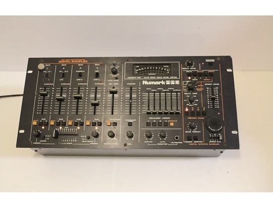 Numark DM 1975 PPG - Artists Using It | Equipboard