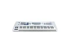 Yamaha CS6x Synthesizer