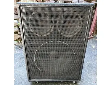 Peavey 1516 1x15" 2x8" Bass Cabinet