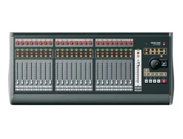 Tascam US-2400