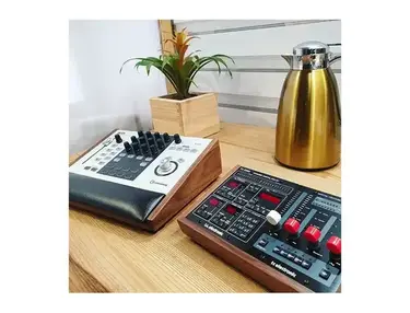 Mixingtable Steinberg CC121 Desk Stand
