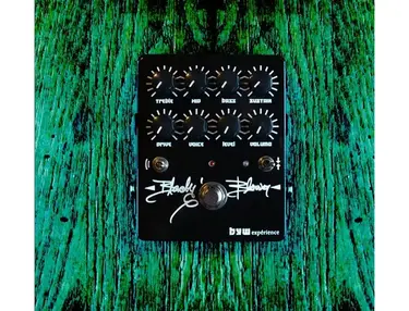 Build Your Weapon  Audio Blacky Blower Bass Distortion