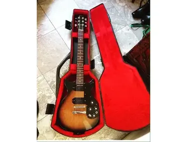 Gibson Melody Maker 1975 double cutaway two pick up
