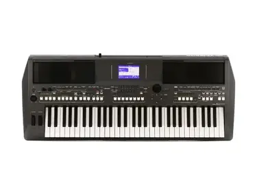 Yamaha PSR-S670