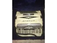 Dobren accordian