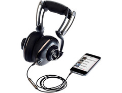 Blue Microphones Mo-Fi Powered High-Fidelity Headphones image 3