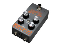 Blammo! Electronics Voltage Booster image 3