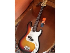 Roytek Traditional Series Bass Guitar P-Bass type image 2