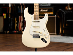 Fender Limited Edition American Performer Stratocaster Olympic White image 2