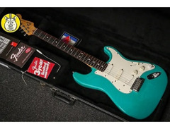 Fender Deluxe American Standard Stratocaster (1989-1990) image 2