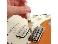 Planet Waves Lubrikit Friction Remover For Nut, Tremolo, and Bridge image 2