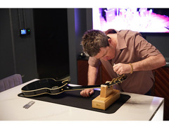 Gibson Noel Gallagher ’78 Les Paul Custom image 2