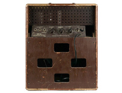 Silvertone Model 1300 1x8 Combo image 4
