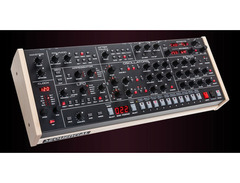 Sequential Trigon-6 6-voice Polyphonic Analog Synthesizer image 3