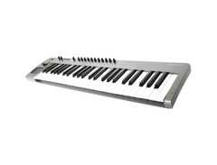 Novation Xio Synth 49 image 2