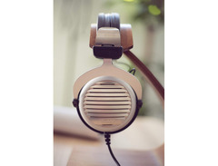 Beyerdynamic DT 990 Premium 600 OHM Headphones image 3