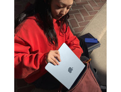 Apple 13" M4 MacBook Air image 2