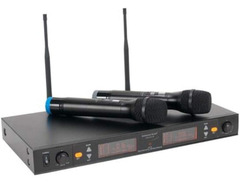 American Audio WM219 2-Channel UHF Wireless Handheld Microphone System image 2