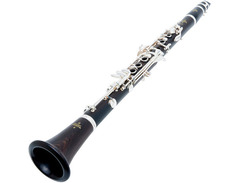 Buffet Crampon E12 Intermediate Bb Clarinet image 3