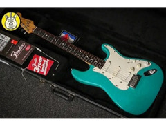 Fender Deluxe American Standard Stratocaster (1989) image 3